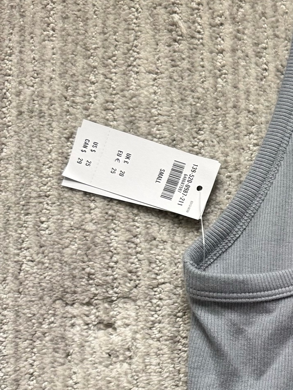 Abercrombie & Fitch Ribbed Racerback Tank - small - Picture 3 of 4